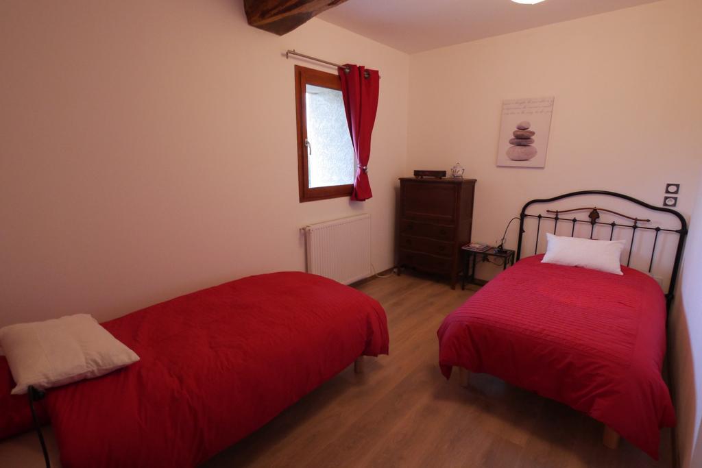 Maison D'Hotes Des 2 Chenes Bessenay Eksteriør billede